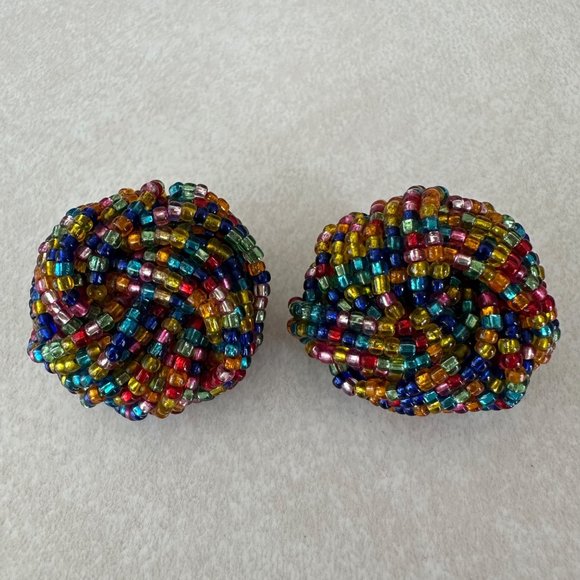 Vintage gold tone multicolor rainbow seed beads beaded woven clip on earrings - Picture 1 of 5